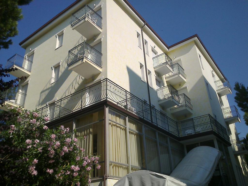 Hotel Augustus 3*